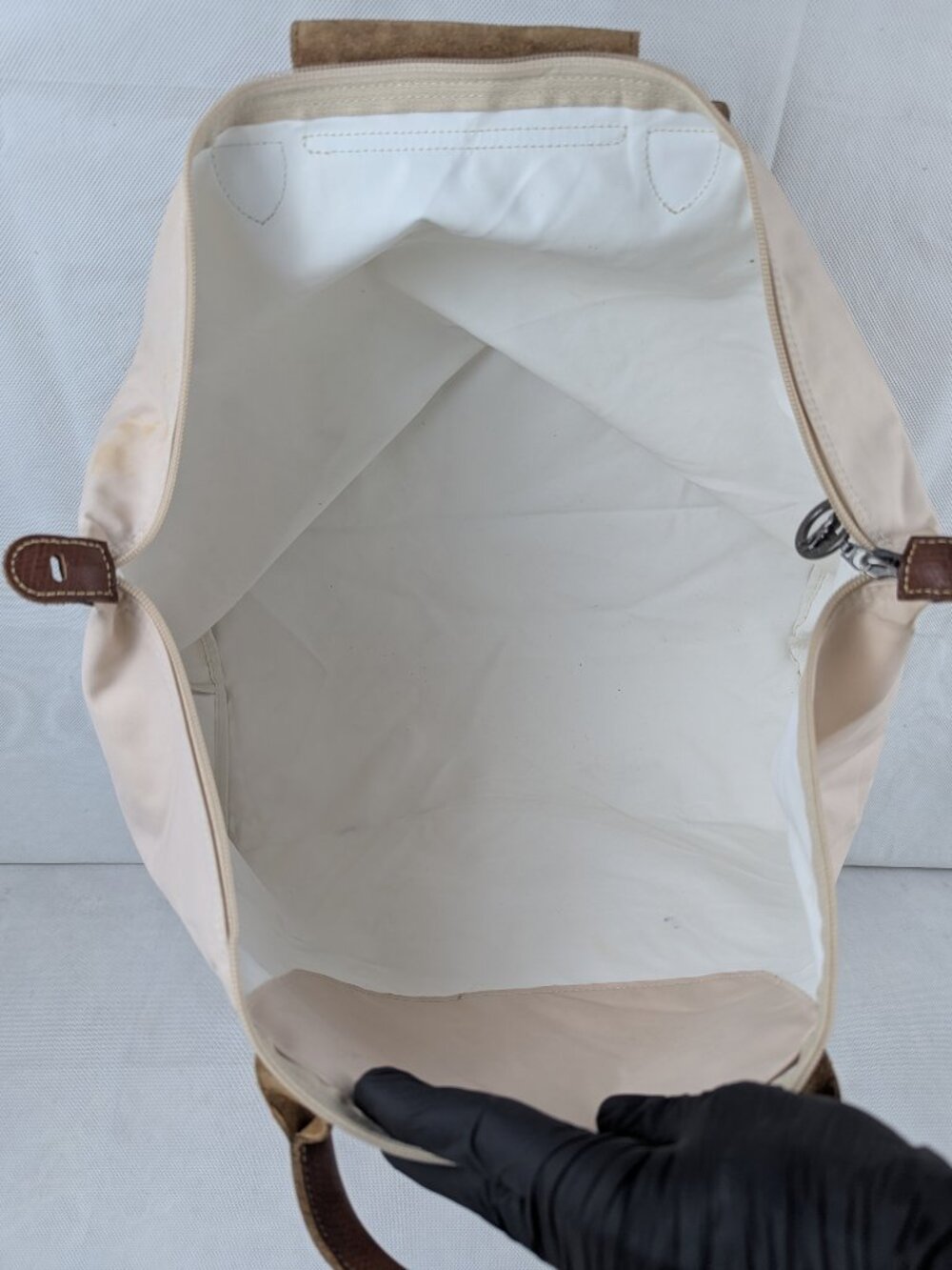 Longchamp Le Pliage Ivory Tote Bag – Used Gently – AUTHENTIC – Fast Shipping - Picture 3 of 16